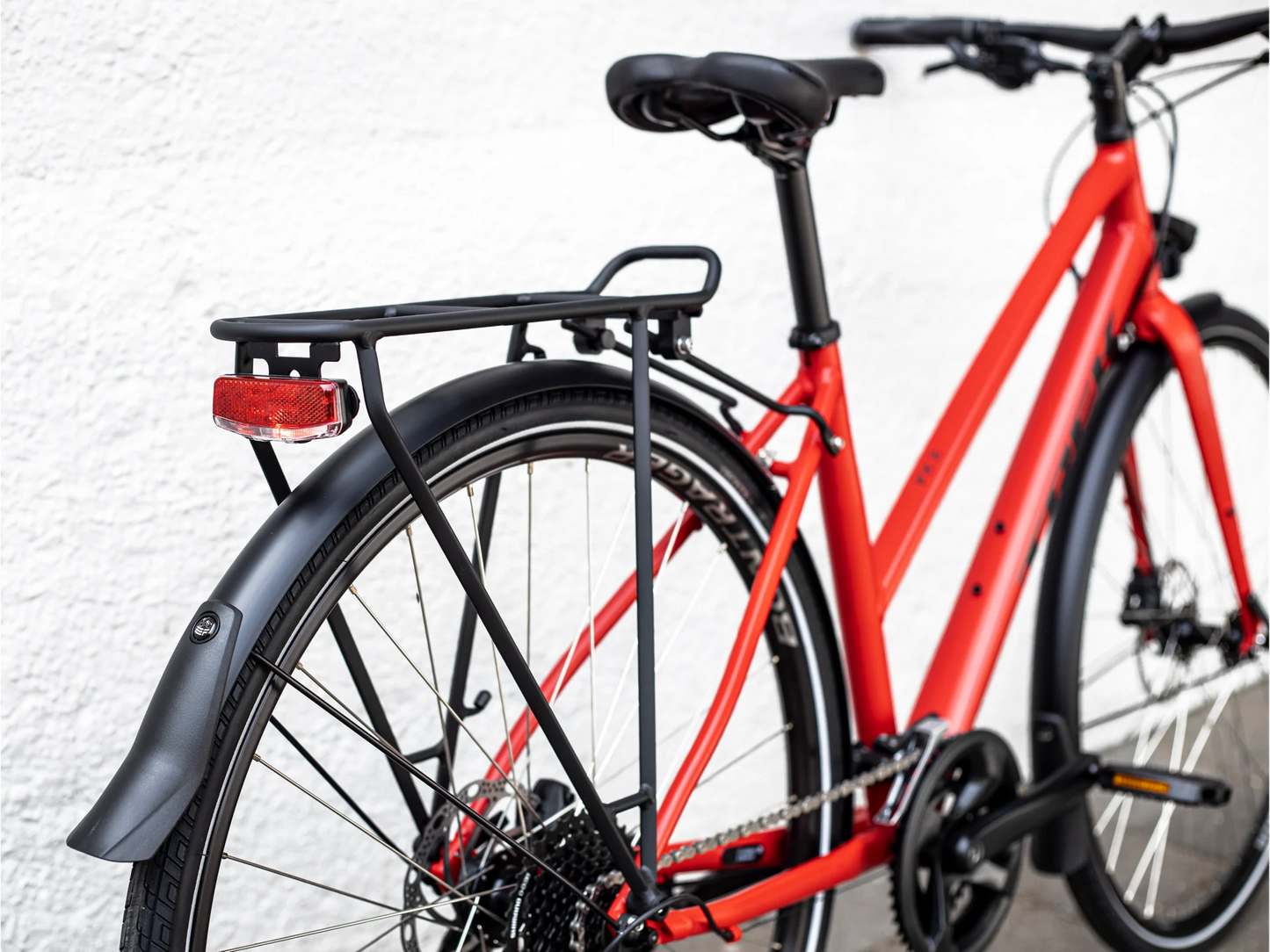 Trek FX 2 Disc Equipped Stagger - Satin Viper Red